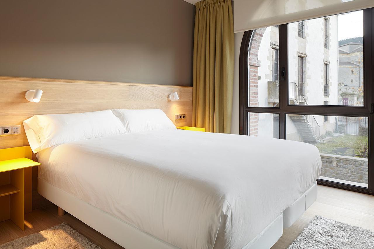 Hotel Imaz Segura  Eksteriør billede